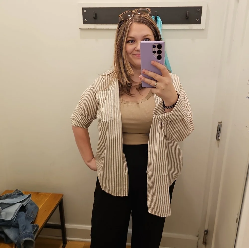 American Eagle Outfitters Beige and White Striped Shirt - Picture 6 of 6